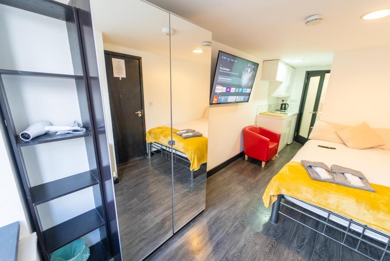 Stay Sa Equipped Studios Next To Uob And Qe! Birmingham Exterior foto